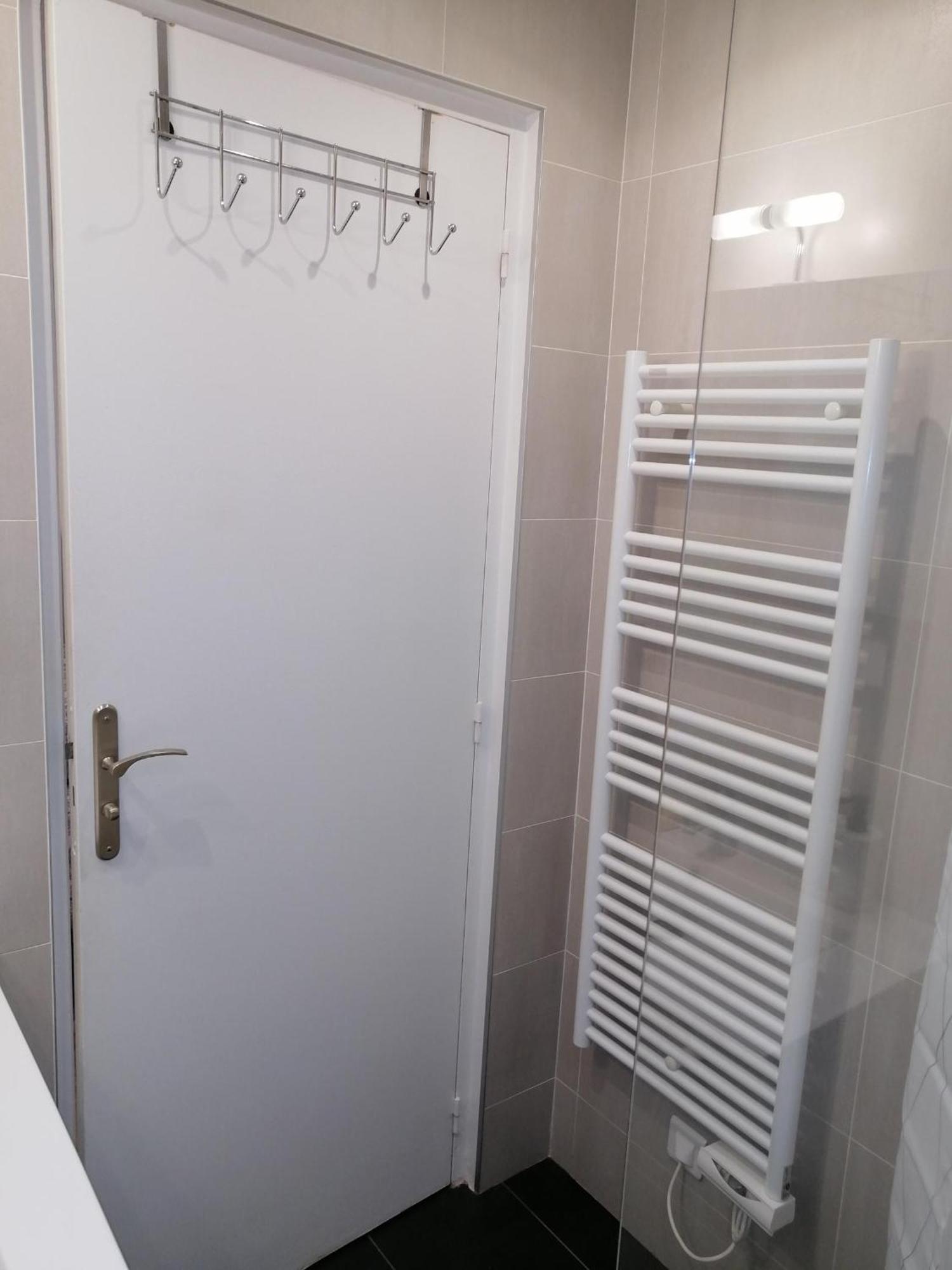 Le Vauban, Charmant Studio 5 Minutes Du Chateau แวร์ซาย ภายนอก รูปภาพ