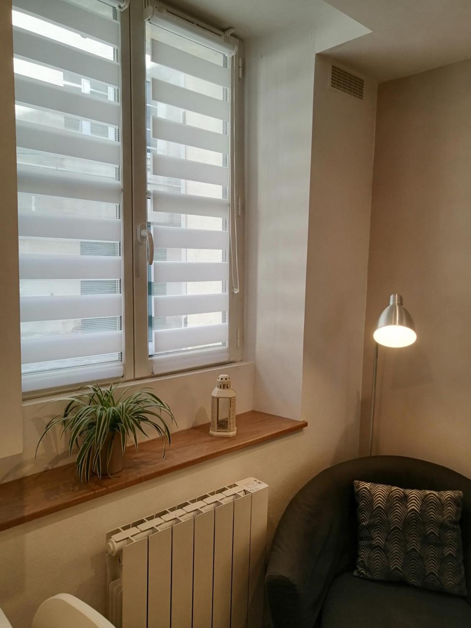 Le Vauban, Charmant Studio 5 Minutes Du Chateau แวร์ซาย ภายนอก รูปภาพ